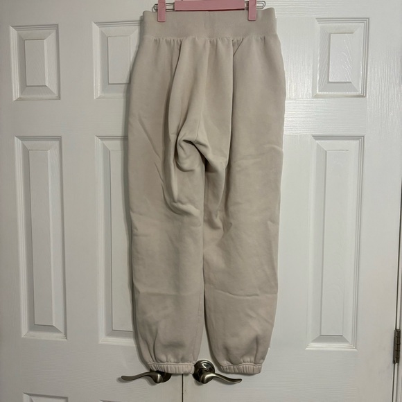 Nike Sportswear Cream Joggers - Picture 3 of 6